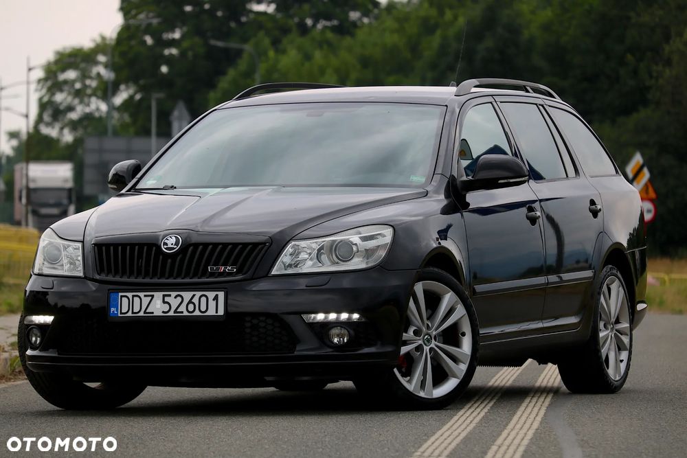 Skoda Octavia 2.0 TDI DPF RS DSG - 25