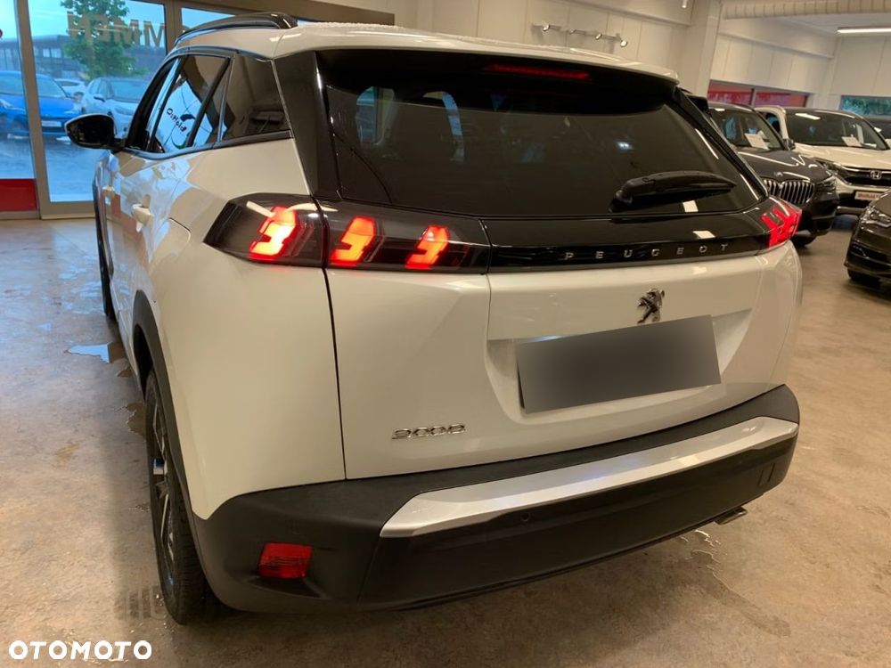 Peugeot 2008 BlueHDi 130 EAT8 Allure - 5