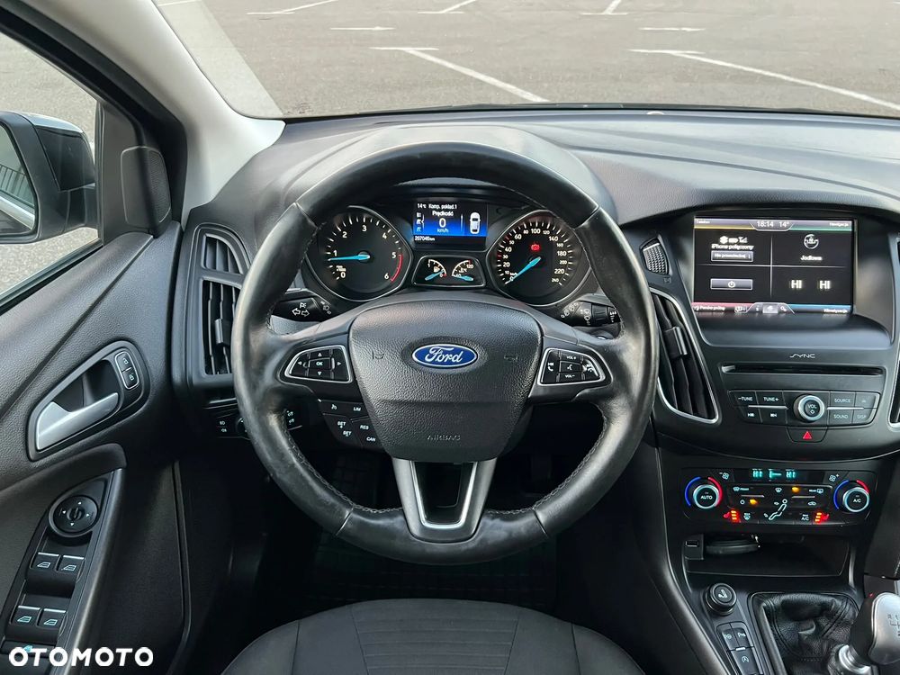 Ford Focus - 22