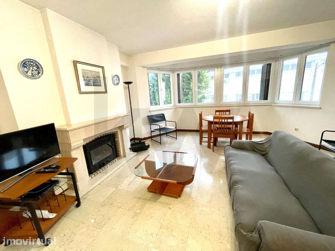 Apartamento no centro do Estoril, mobilado - Grande imagem: 2/15