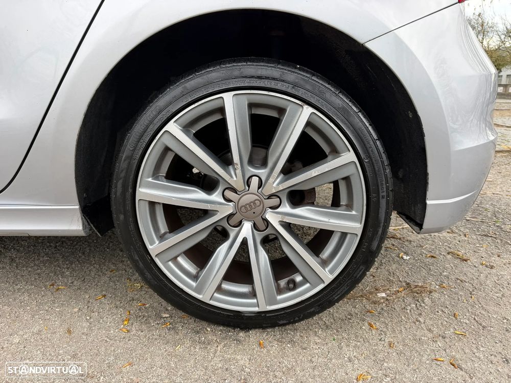 Audi A1 Sportback 1.6 TDI S-line - 24