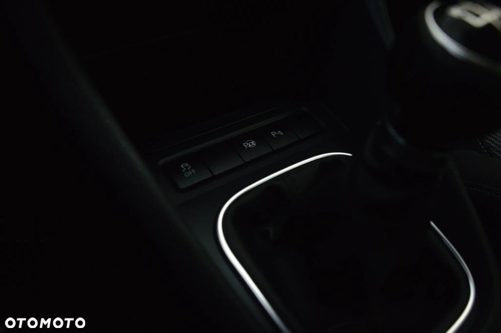 Volkswagen Golf 1.4 TSI BlueMotion Technology Cup - 29