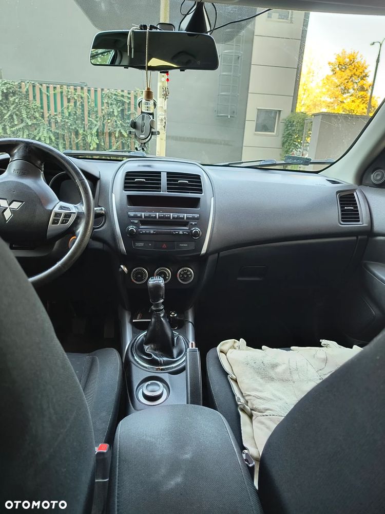 Mitsubishi ASX - 3