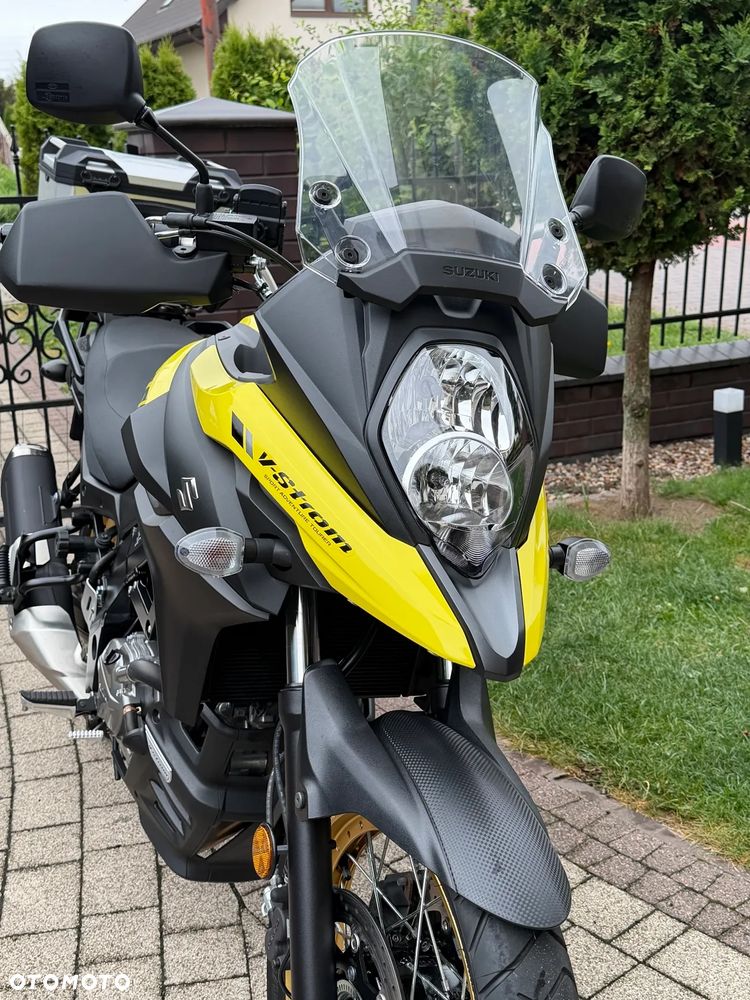 Suzuki V-STROM - 18