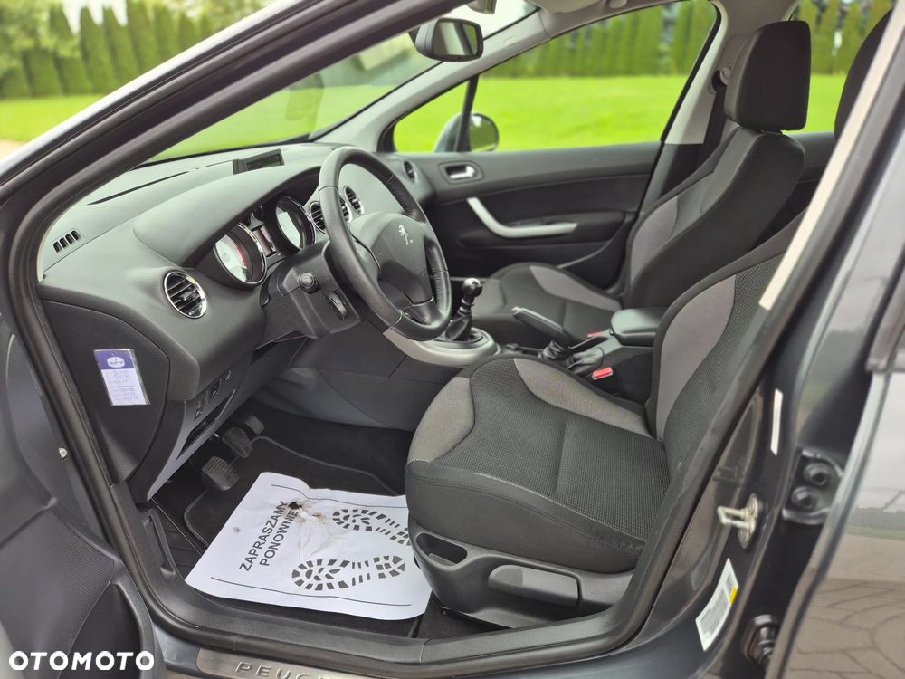 Peugeot 308 - 26