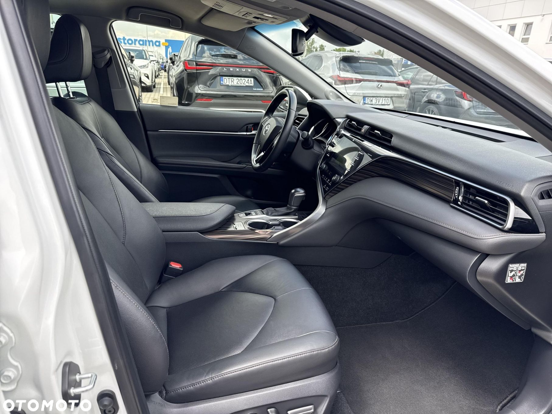 Toyota Camry - 9