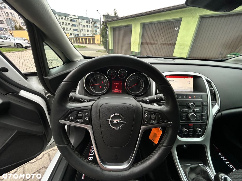 Opel Astra 1.4 Turbo Style - 28