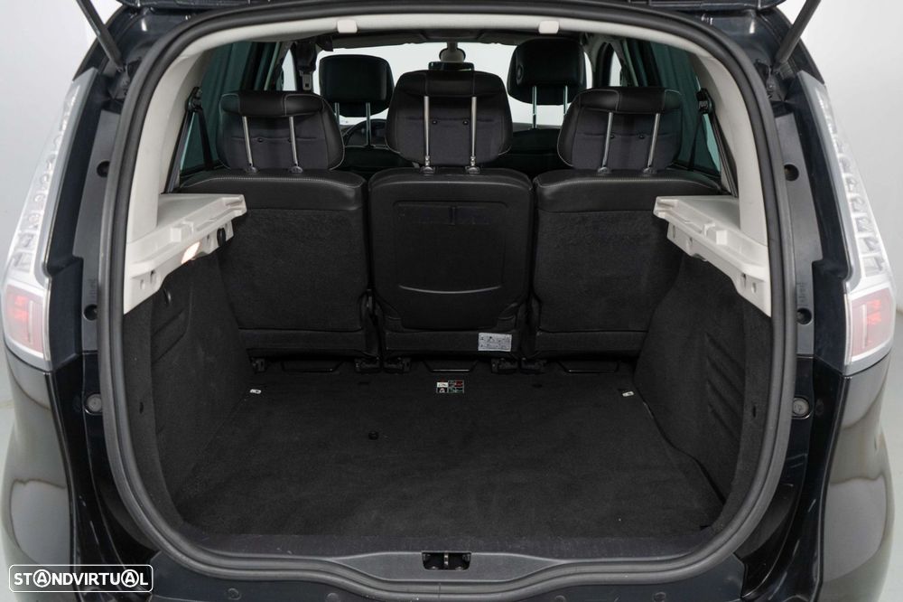 Renault Scénic 1.5 dCi Exclusive SS - 17