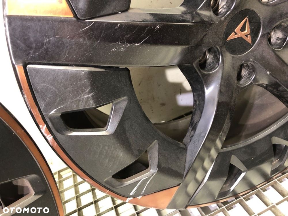 FELGI ALUMINIOWE KOMPLET 19" 8J 5X112 57,1 ET 45  CUPRA ATECA (KH7, KHP) 2018 - 2025 1.5 TSI 110 kW - 5