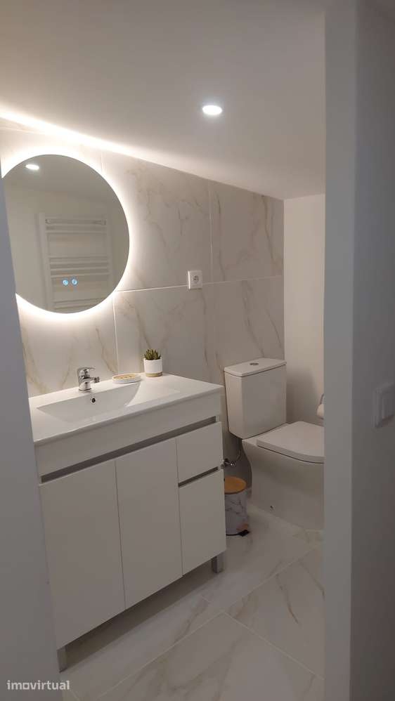 Apartamento T1 com terraço e lavandaria - Grande imagem: 3/4