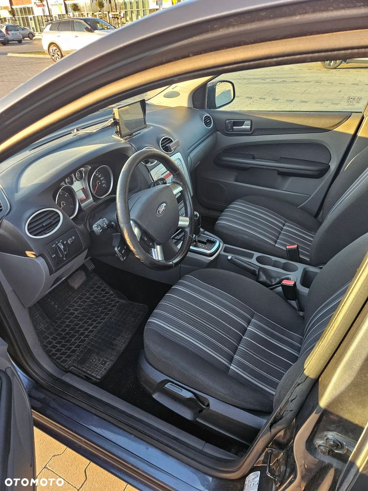 Ford Focus - 11