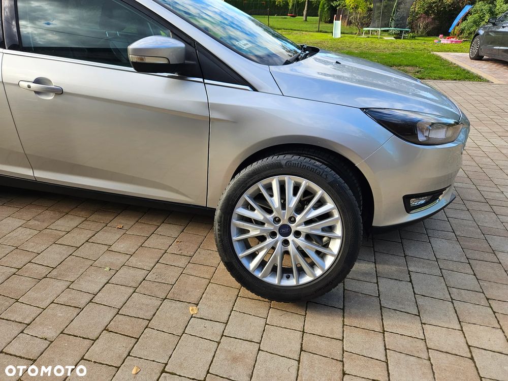 Ford Focus - 9