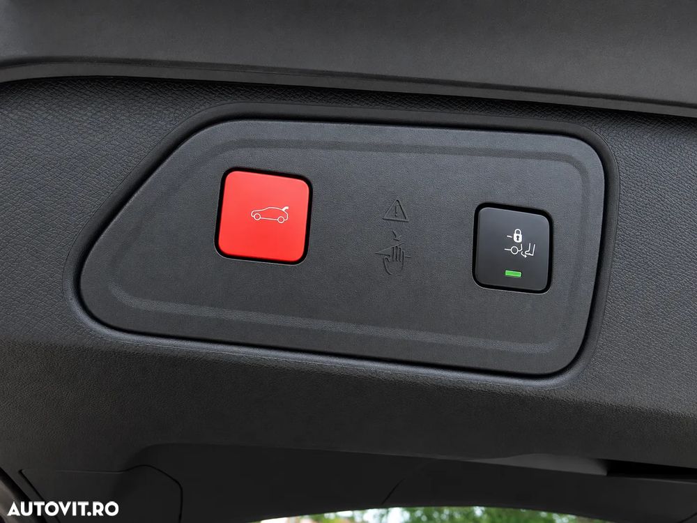 Peugeot 3008 1.2 PureTech 130 EAT8 Allure Pack - 12