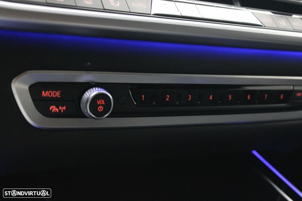 BMW X7 40 d xDrive Pack M — fotografia 31