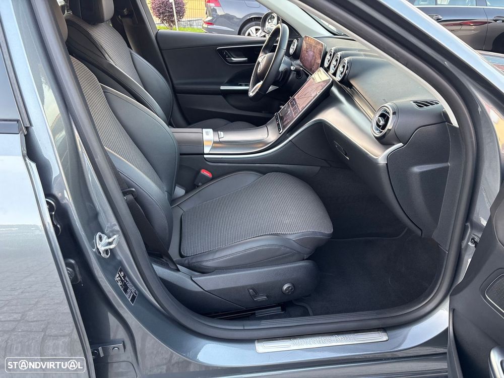 Mercedes-Benz C 300 e Avantgarde - 37