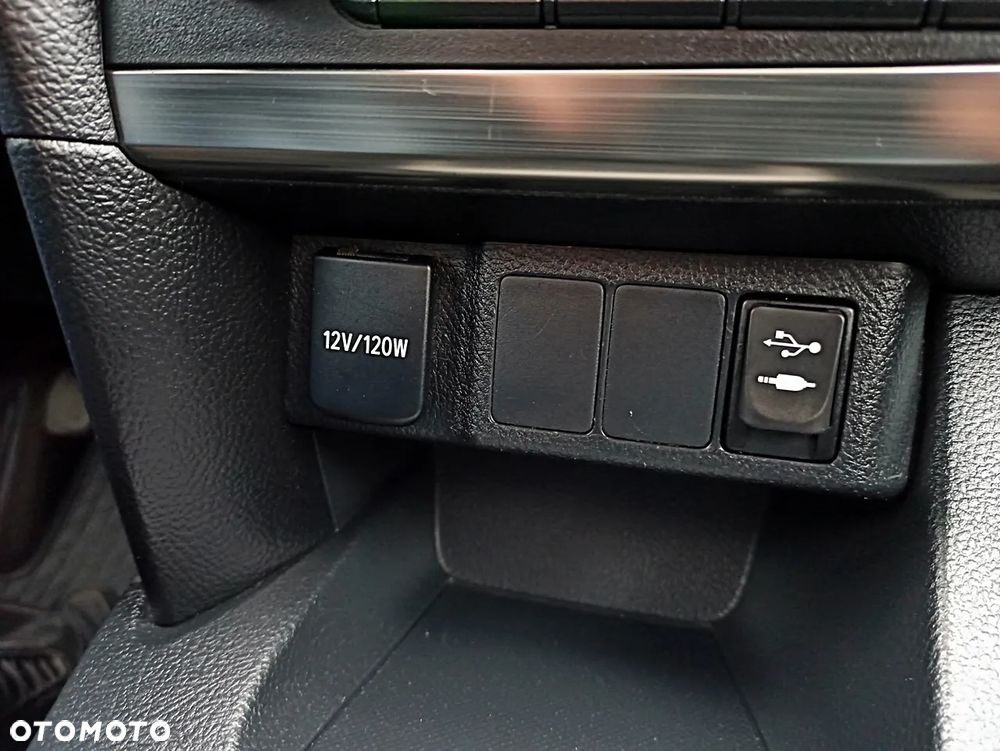Toyota Auris 1.4 D-4D Business Edition - 34