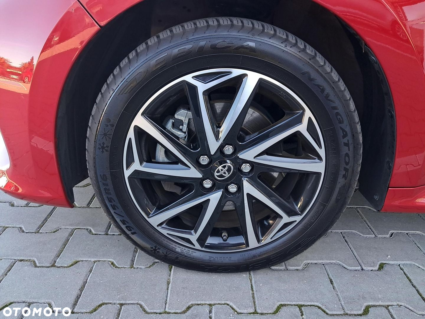 Toyota Yaris Hybrid 1.5 Comfort - 24