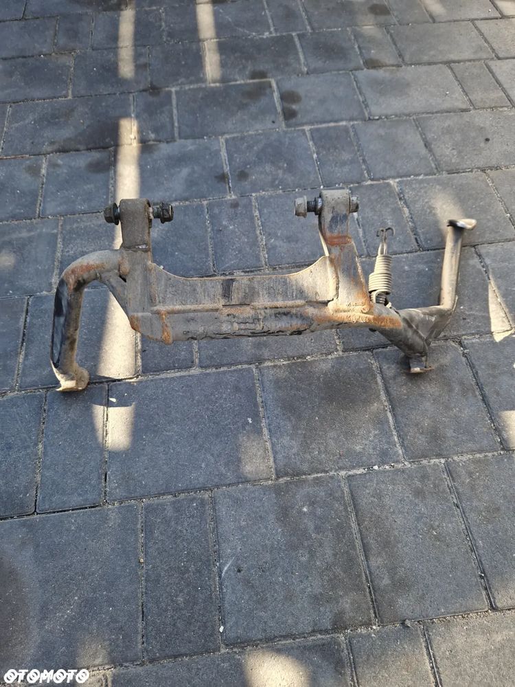 Zacisk Chłodnica Reflektor Suzuki Burgman 400 K1 - 3