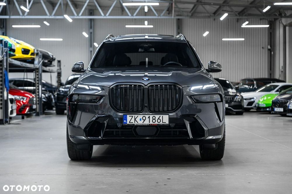 BMW X7 2025 photo 3