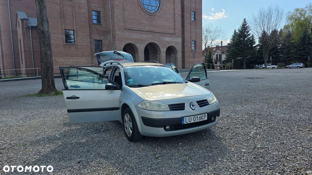 Renault Megane 1.6 Grandtour Confort Authentique - 9