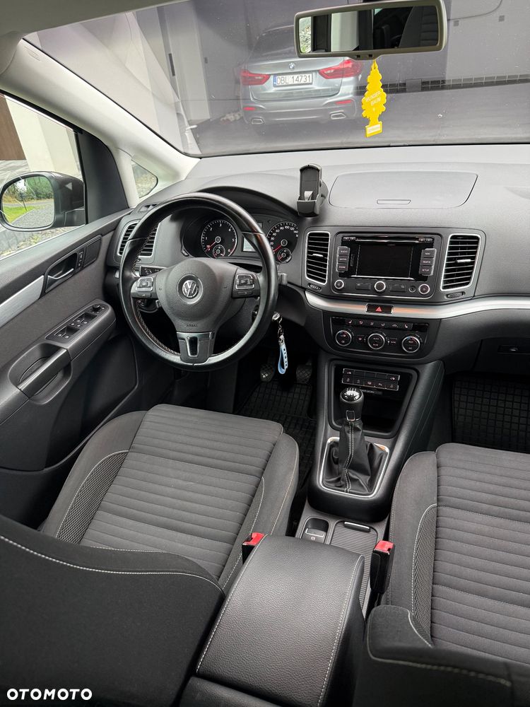 Volkswagen Sharan 2.0 TDI 4MOTION BlueMotion Technology Cup - 12