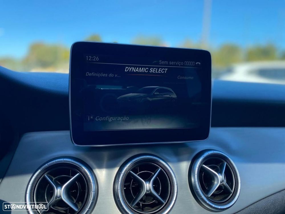 Mercedes-Benz CLA 220 d 7G-DCT AMG Line - 24