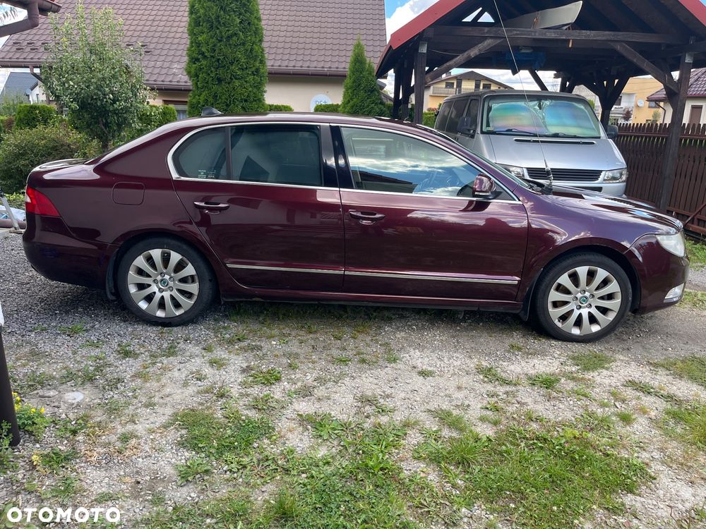 Skoda Superb 2.0 TDI Elegance - 4