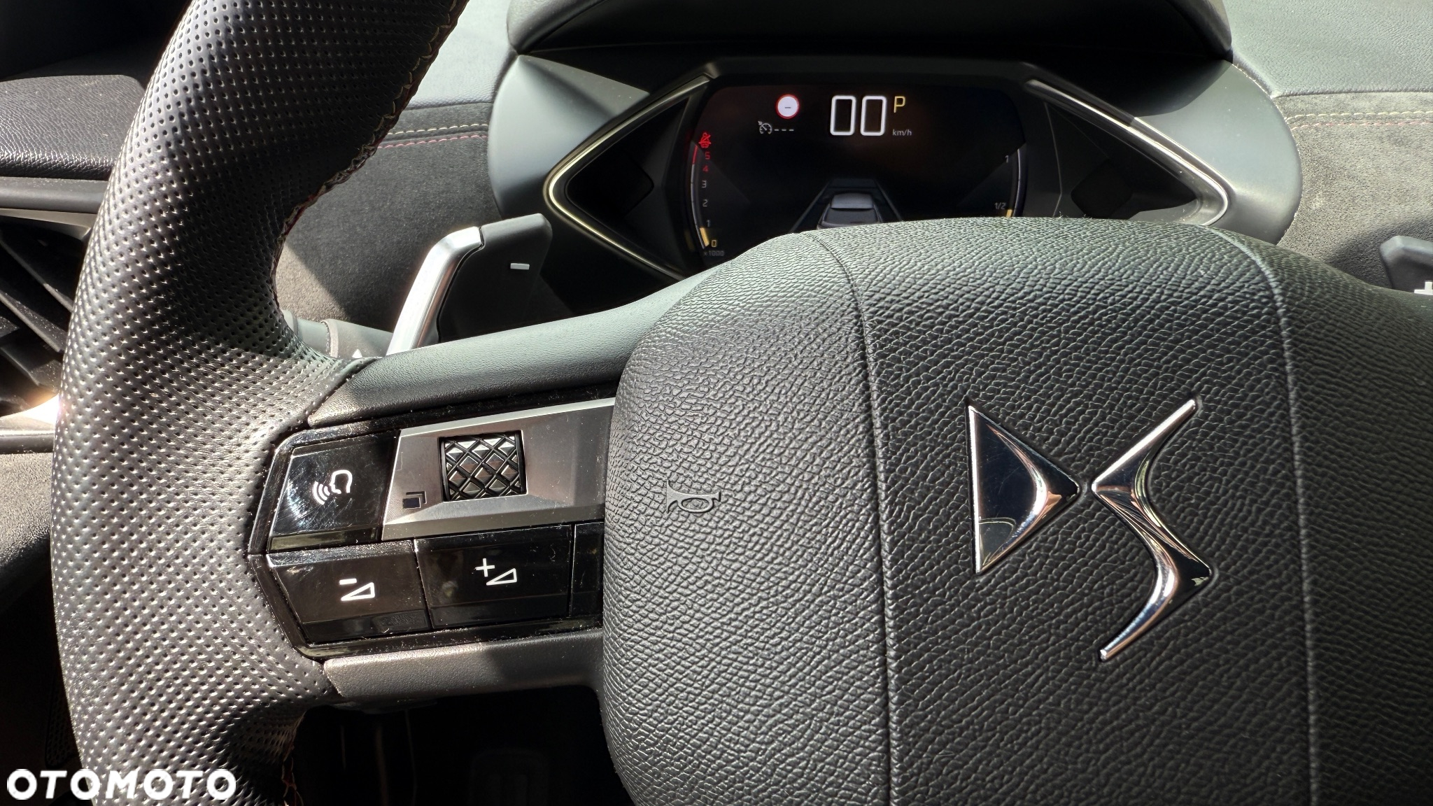 DS Automobiles DS 3 Crossback 1.5 BlueHDi Performance Line + - 20