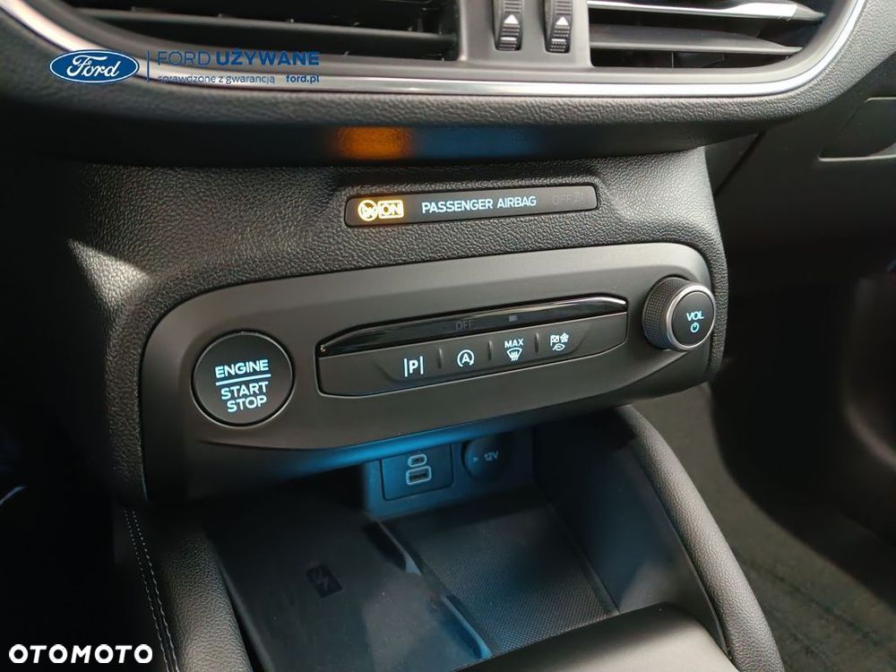 Ford Focus 1.0 EcoBoost Hybrid ACTIVE X - 25