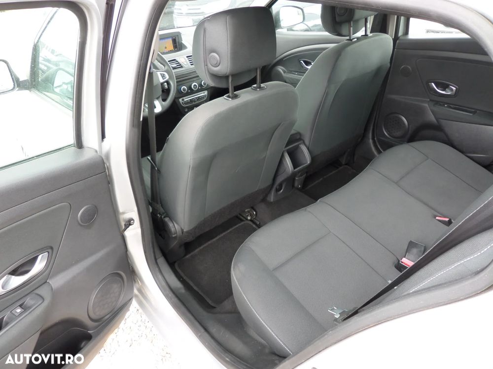 Renault Megane 1.5 dCi Dynamique - 12