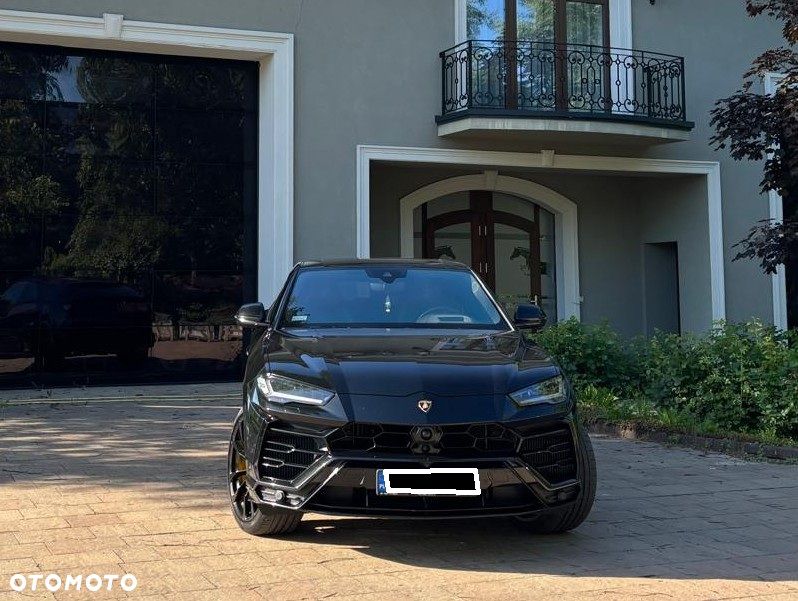 Lamborghini Urus - 8