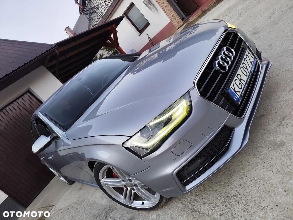 Audi A4 Limousine - 5