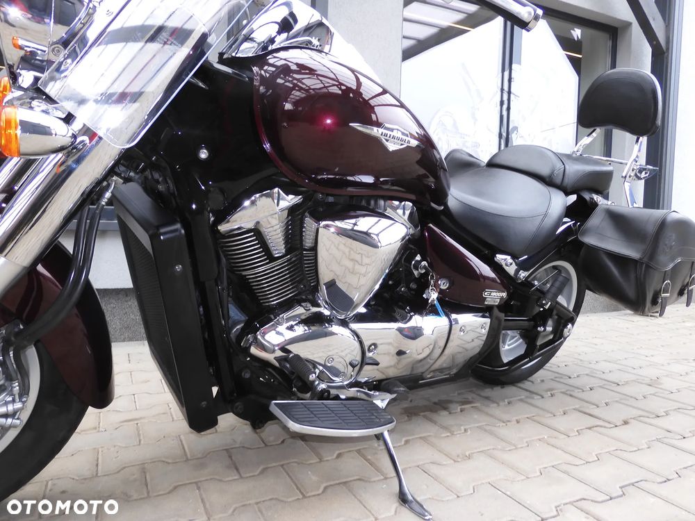 Suzuki Intruder - 22