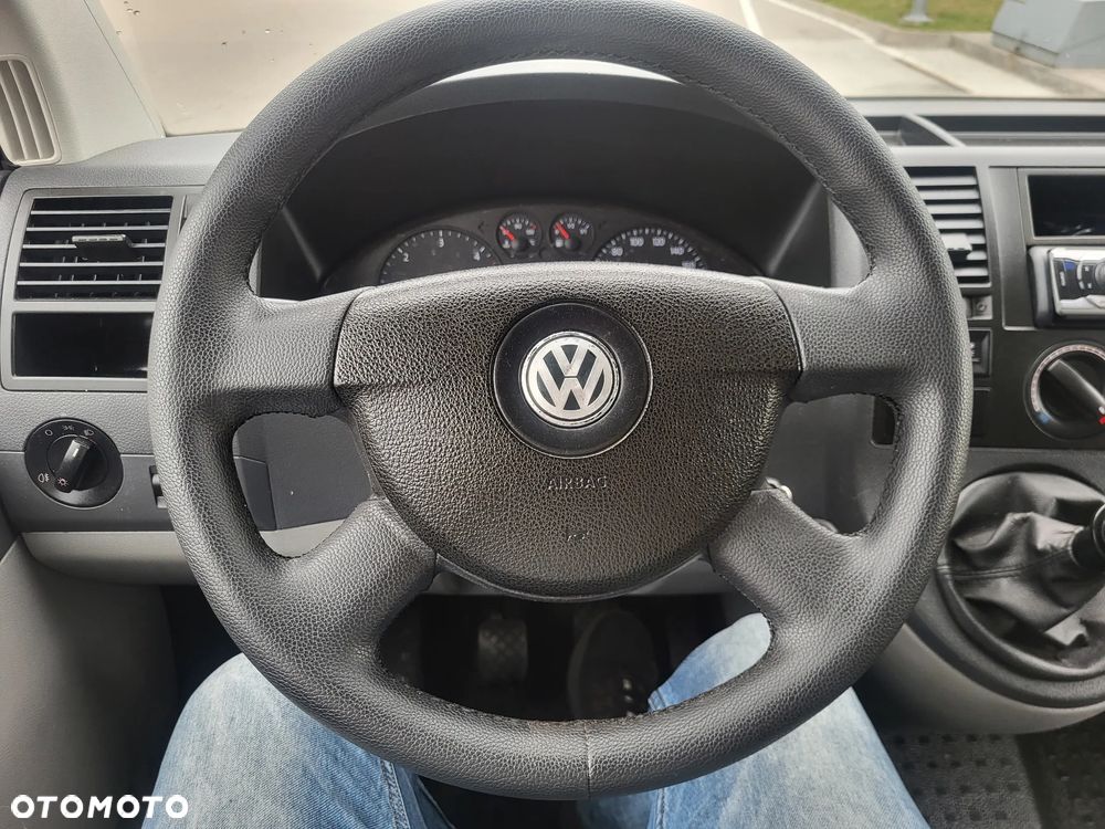 Volkswagen Transporter - 30