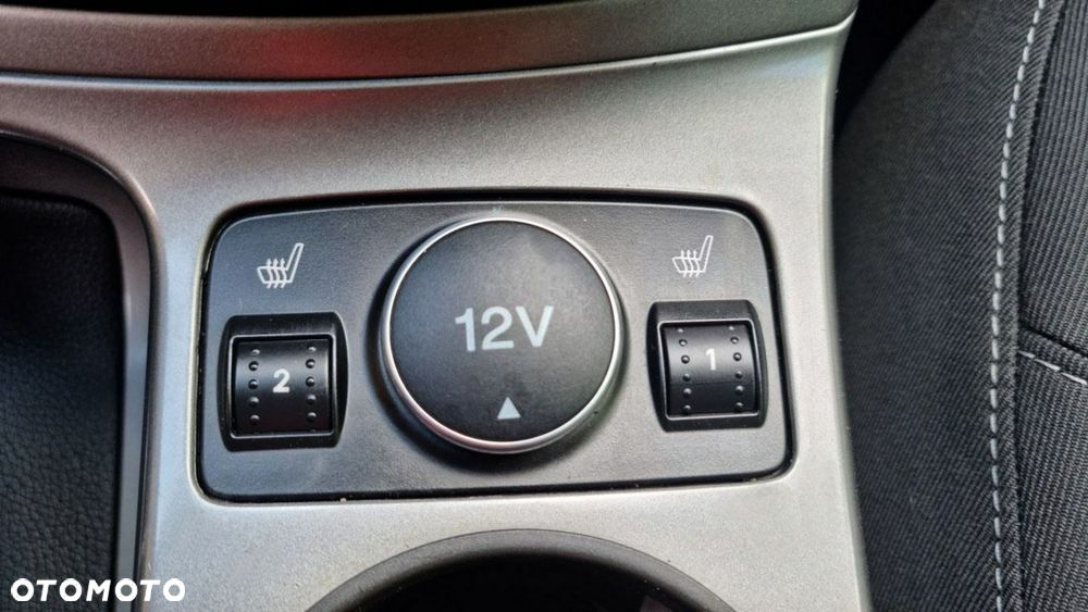 Ford Kuga - 13