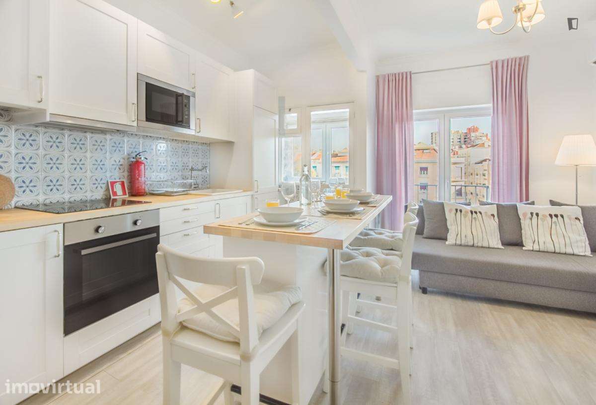 Apartamento com 1 quartos - localizado em Entrecampos Lisbon - Grande imagem: 3/25
