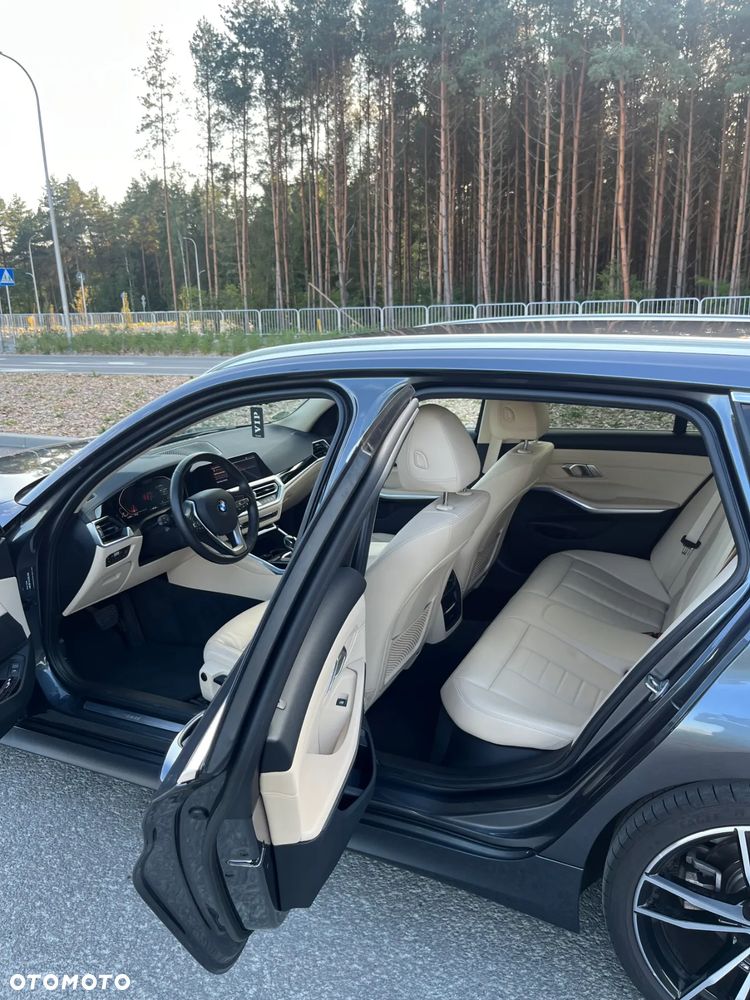 BMW Seria 3 318i Luxury Line - 7