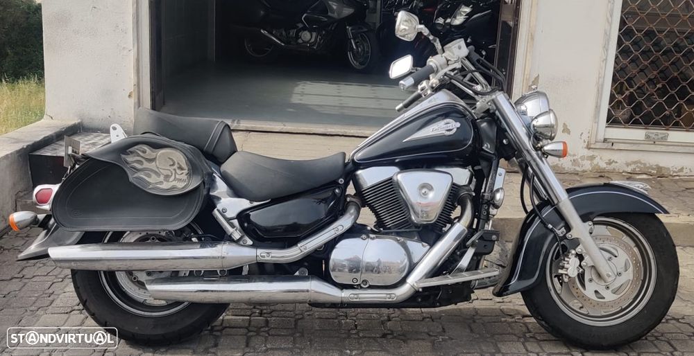 Suzuki VL 1500 Intruder - 3