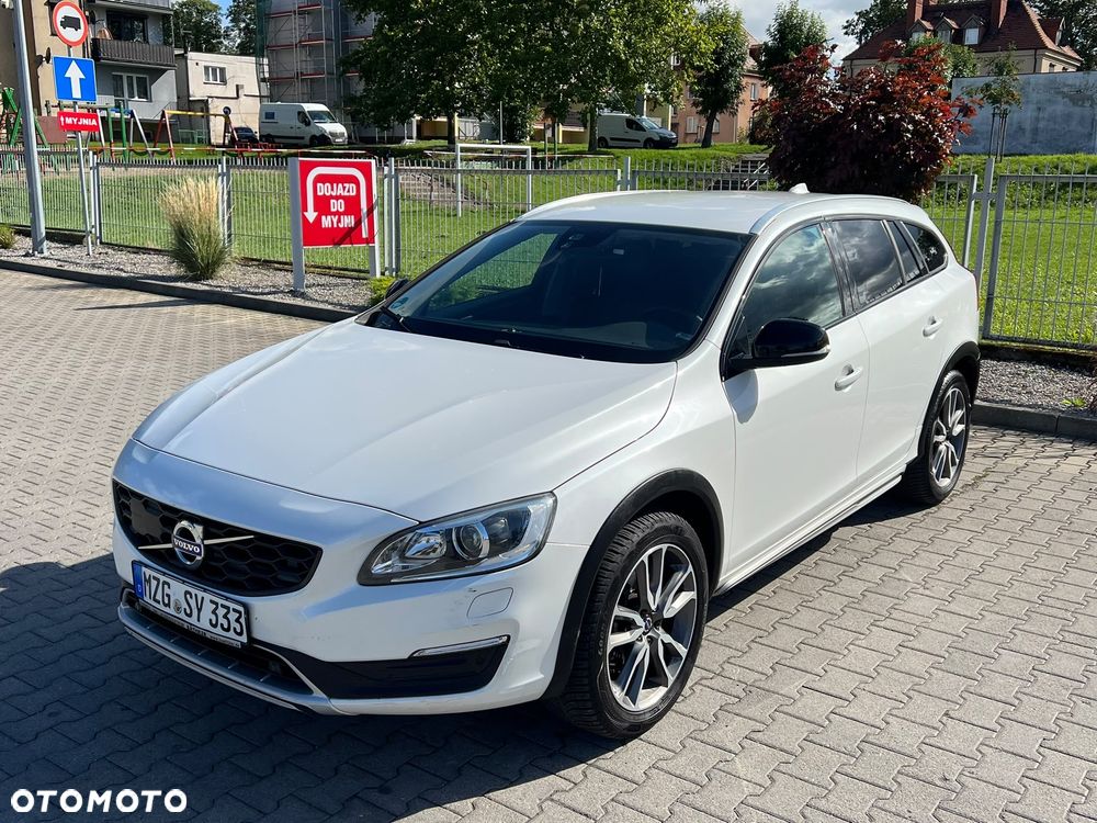 Volvo V60 D3 Geartronic Summum - 4