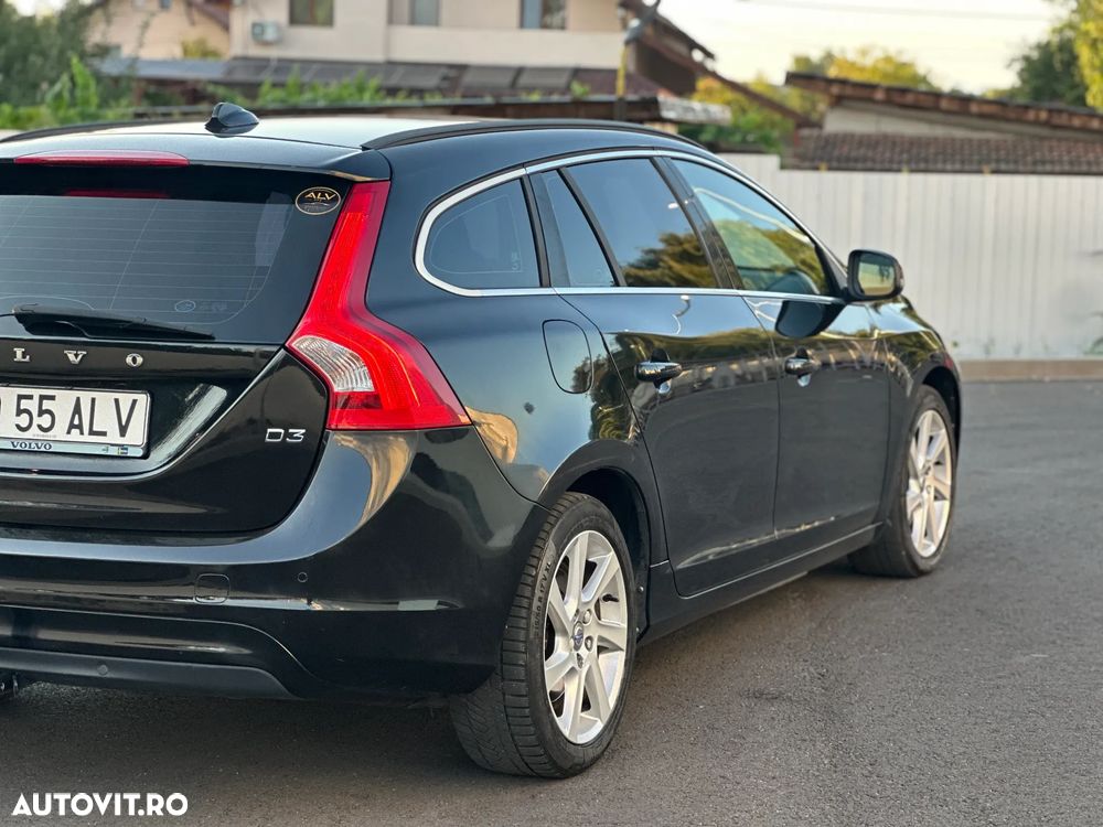 Volvo V60 D3 Geartronic Momentum - 5