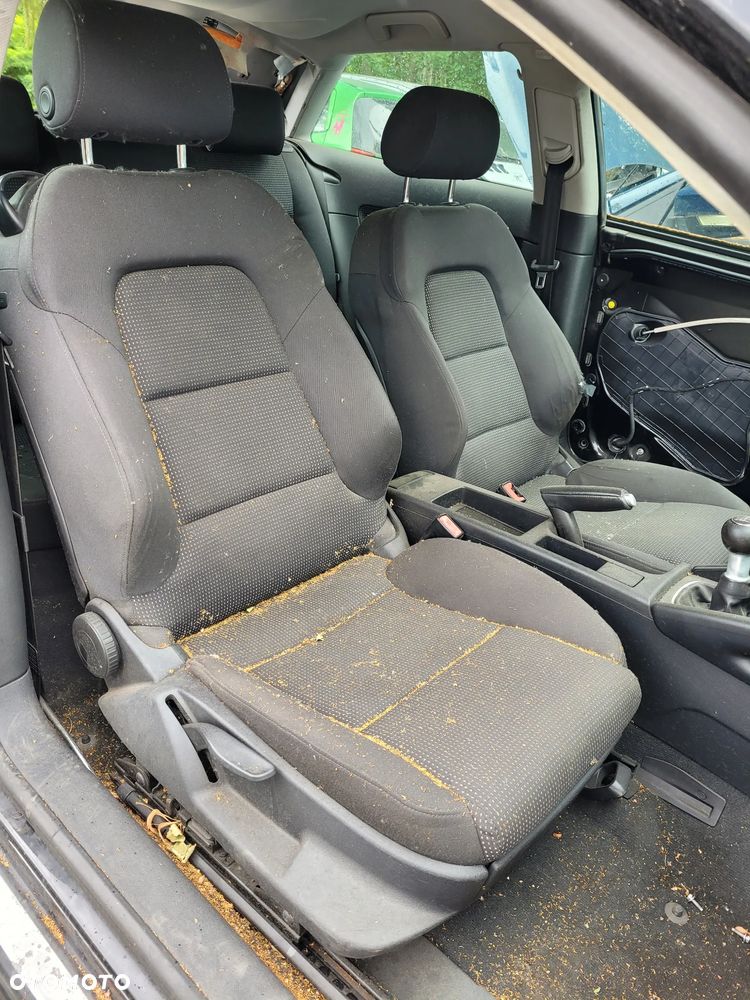 Fotele przód tył audi a3 2007r. 3D - 2