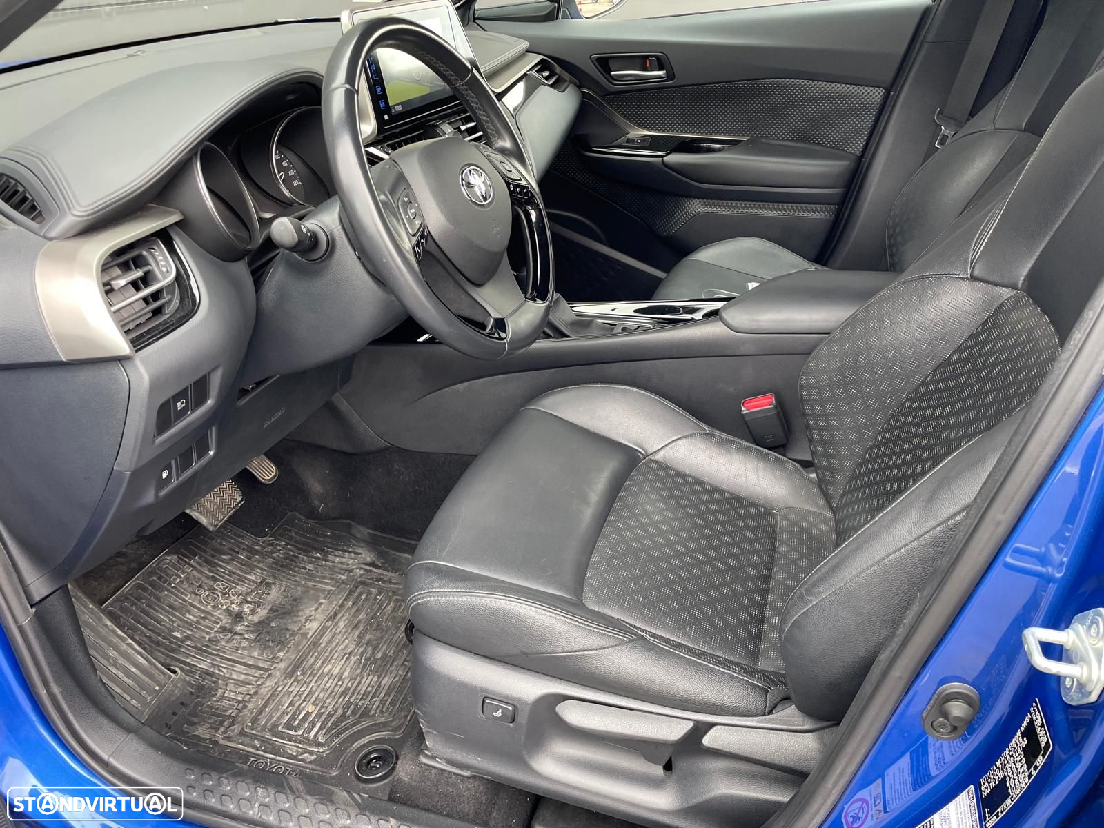Toyota C-HR - 12