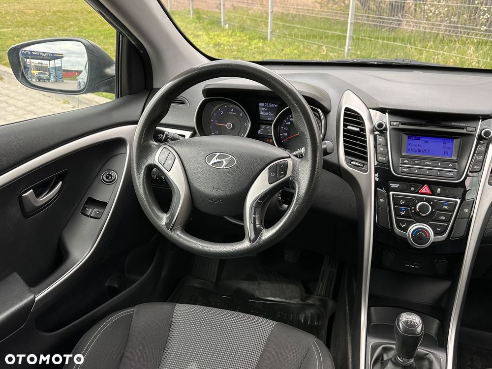 Hyundai i30 1.6 CRDi Classic - 6