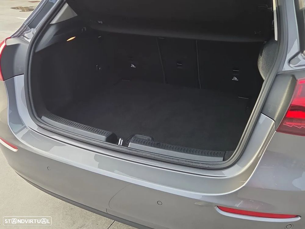 Mercedes-Benz A 200 Standard - 21