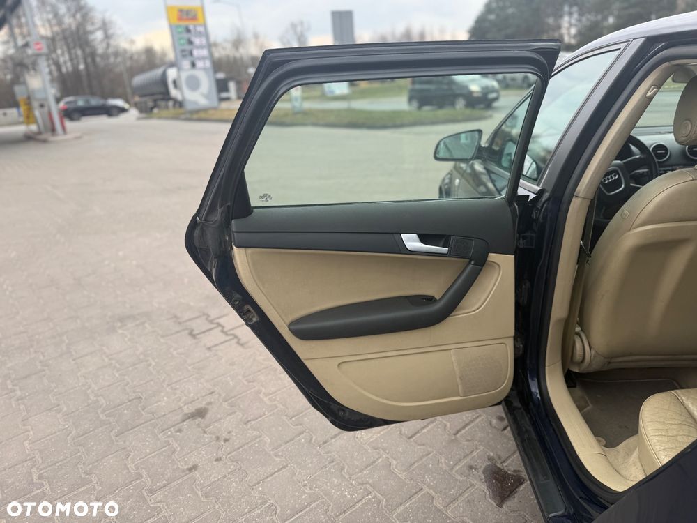 Audi A3 Sportback 1.9 TDI Ambition - 13