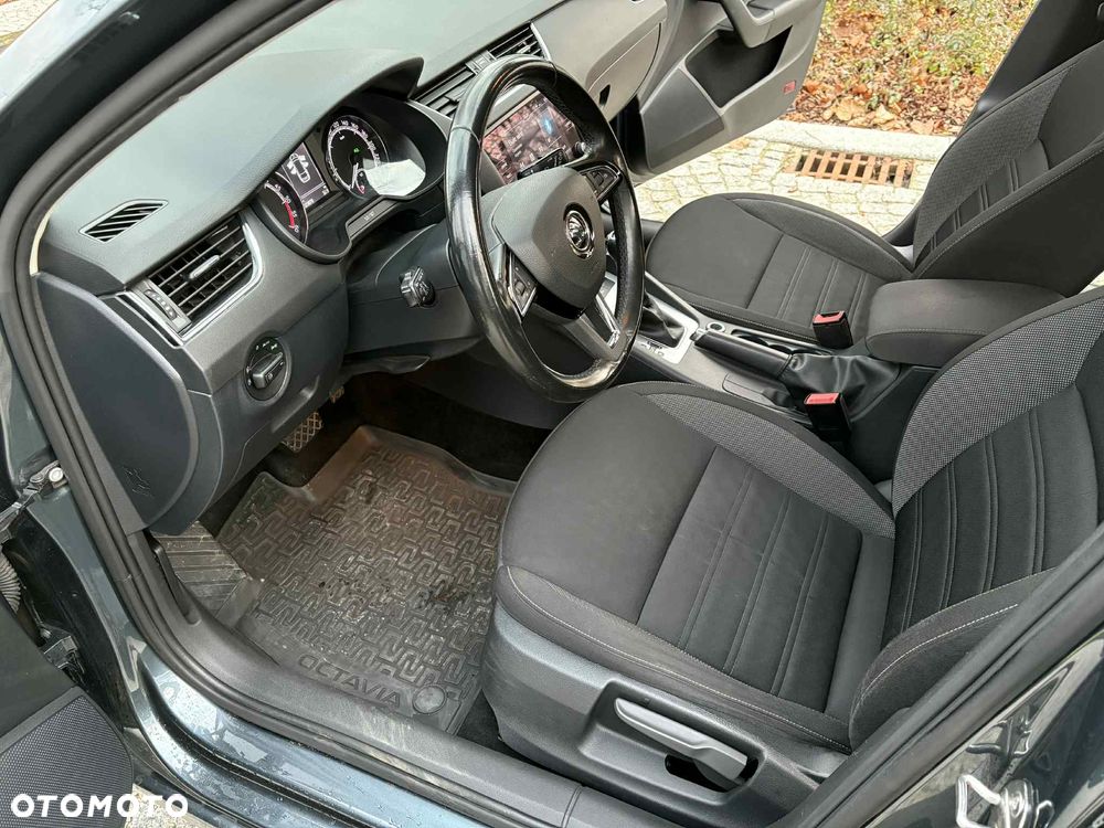 Skoda Octavia 2.0 TDI SCR Ambition DSG - 7