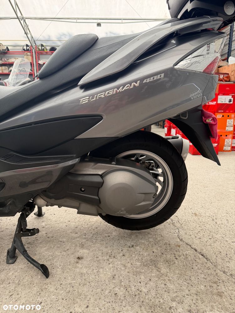 Suzuki Burgman - 15