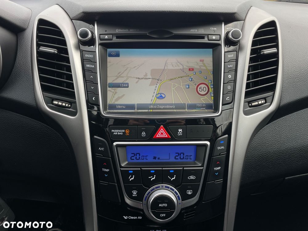 Hyundai i30 1.6 CRDi Premium - 13