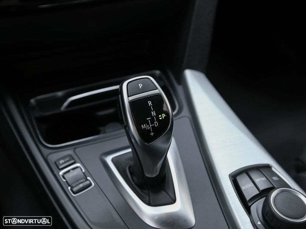 BMW 320 Gran Turismo - 20