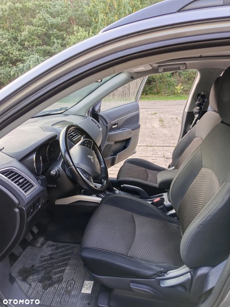 Mitsubishi ASX 1.6 Blue Sky Edition - 8